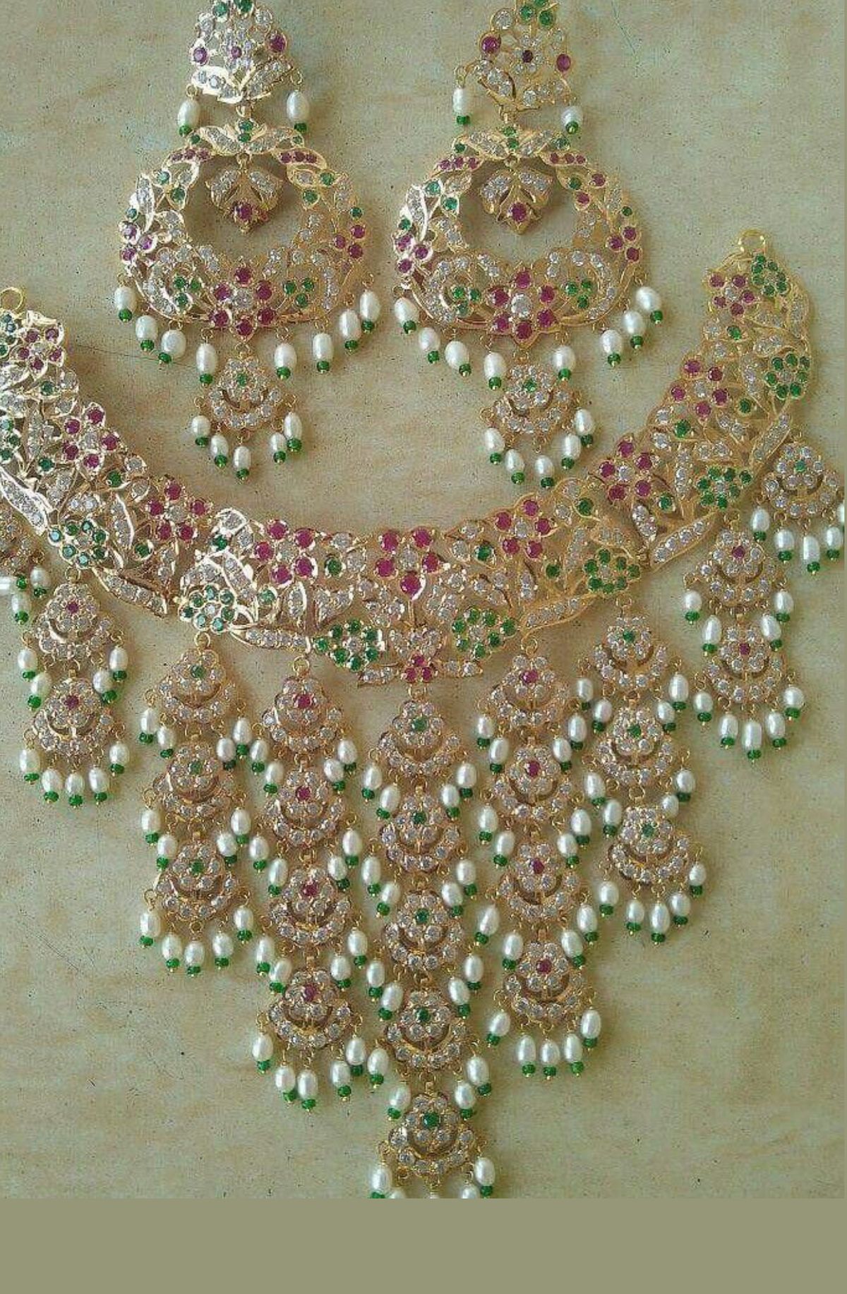 Mahi Look Antique Necklace Set